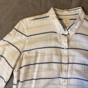 GAP Women’s Striped Button Down